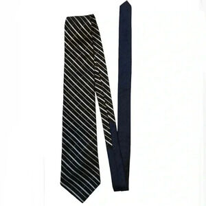 TOMMY HILFIGER 100% Silk Made in USA Tie